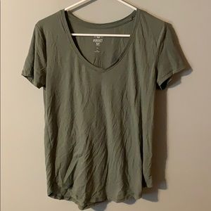 olive green v-neck tee